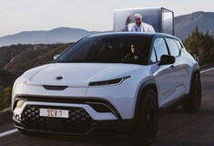  Με ηλιακή ενέργεια το επόμενο αυτοκίνητο του Πάπα Φραγκίσκου