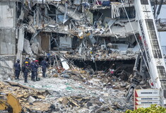 Κατάρρευση κτηρίου στο Μαϊάμι: Η σπαρακτική ιστορία του πυροσβέστη που έβγαλε νεκρή από τα ερείπια την κόρη του
