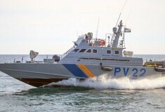 Συναγερμός στην Κύπρο: Τουρκική ακταιωρός άνοιξε πυρ και ανάγκασε σκάφος του Λιμενικού να αποσυρθεί