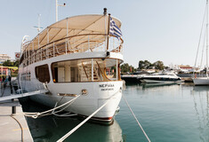 Μέσα στη μυθική Νεράιδα του Γιάννη Λάτση στον Φλοίσβο