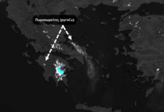 Δορυφορικές εικόνες των πυρκαγιών σε Εύβοια και Ηλεία από τη NASA