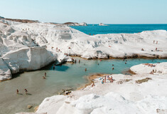 Travel+Leisure: Η Μήλος, το καλύτερο νησί στον κόσμο για το 2021