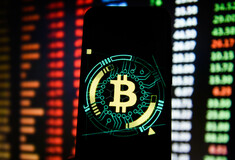 Η Κίνα μόλις κήρυξε παράνομες όλες τις συναλλαγές με κρυπτονομίσματα - «Βουτιά» στο Bitcoin