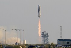 Blue Origin: Ηθοποιός του «Star Trek» ο επόμενος επιβάτης προς το διάστημα