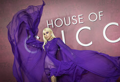 Η εκθαμβωτική Lady Gaga με φόρεμα Gucci στην πρεμιέρα του «House of Gucci»