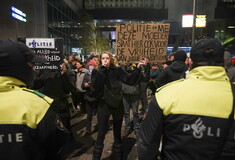 Η Ολλανδία επιστρέφει σε μερικό lockdown - Συγκρούσεις αστυνομίας και διαδηλωτών 