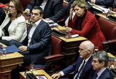 Δημοσκόπηση: Πτώση των ποσοστών ΝΔ και ΣΥΡΙΖΑ- Σημαντική άνοδος του Κινήματος Αλλαγής