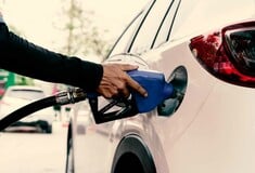 Πότε θα πέσουν τίτλοι τέλους για τα οχήματα βενζίνης και πετρελαίου