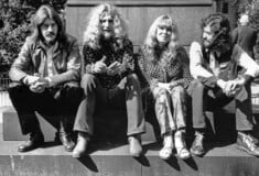 «Η κόλαση των γκρούπι»: Οι Led Zeppelin βίασαν με ψάρια μια έφηβη, αποκαλύπτει νέο βιβλίο