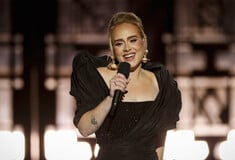 H Adele «έπεισε» το Spotify να βγάλει το shuffle από τα άλμπουμ - «Η τέχνη μας διηγείται μία ιστορία»