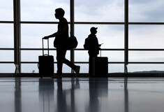 Νέες συστάσεις από τον ΠΟΥ στην «σκιά» της Όμικρον: Οι άνω των 60 ετών και οι ευπαθείς να αποφεύγουν τα ταξίδια