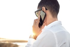 ΕΕ: Μηδενικές χρεώσεις περιαγωγής έως το 2032