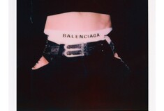 Ο Balenciaga επαναπροσδιορίζει το μέλλον της μόδας με το "The Lost Tape"