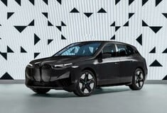Η BMW σχεδιάζει όχημα που θα αλλάζει χρώμα πατώντας απλά ένα κουμπί