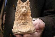 Ένα άγαλμα σκύλου ηλικίας 2000 ετών βρέθηκε σε ανασκαφές στο κέντρο της Ρώμης