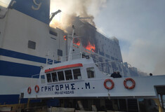 Euroferry Olympia: Στους 600 βαθμούς Κελσίου η θερμοκρασία στο εσωτερικό του πλοίου- Αγωνία για τους 12 αγνοούμενους