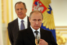Η Βρετανία «παγώνει» τα περιουσιακά στοιχεία του Πούτιν και του Λαβρόφ