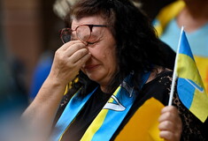 Αντιπολεμικές διαδηλώσεις σε όλο τον κόσμο υπέρ της Ουκρανίας- Χιλιάδες κατέβηκαν στους δρόμους