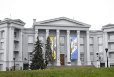 «Πολιτιστική καταστροφή» στην Ουκρανία- Κινδυνεύουν εκατομμύρια έργα τέχνης και μνημεία