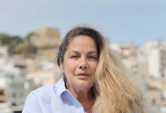 Τζένη Χειλουδάκη: «Είμαι πιο φτωχή και πιο πλούσια από ποτέ»
