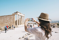 «Όλοι οι οιωνοί δείχνουν θετικοί»: Η Ελλάδα είναι ευγνώμων καθώς επιστρέφουν οι τουρίστες