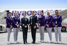 Σαουδική Αραβία: Για πρώτη φορά, το πλήρωμα μιας πτήσης από το Ριάντ στην Τζέντα αποτελείτο αποκλειστικά από γυναίκες	
