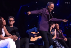 Νίκος Αλιάγας: Οι κριτές του γαλλικού The Voice έκαναν live έκπληξη στον παρουσιαστή για τα γενέθλιά του