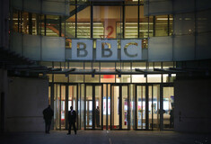 BBC: «Στροφή» στο ψηφιακό μοντέλο - Τουλάχιστον 1.000 απολύσεις τα επόμενα χρόνια