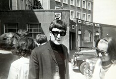 Σπάνιες φωτογραφίες των Beatles από το 1963 πωλήθηκαν για λιγότερα από 13.000 ευρώ