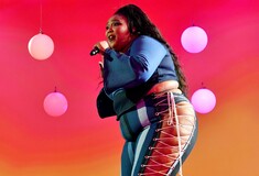 Πυρά κατά της Lizzo για «υποτιμητικό» για ΑμεΑ στίχο - Της ζητούν να ηχογραφήσει ξανά το τραγούδι 