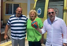 Χαλκιδική: Η μπάλα που έχασαν πριν από 10 μέρες δύο παιδάκια στη Λήμνο, έσωσε τον 30χρονο Ιβάν 