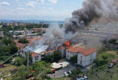 Κωνσταντινούπολη: Φωτιά στο ελληνικό νοσοκομείο- Με φορεία απομακρύνονται οι ασθενείς