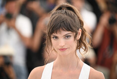 Charlbi Dean: Πέθανε η 32χρονη ηθοποιός - Γνωστή για τον ρόλο της στο «Triangle of Sadness»