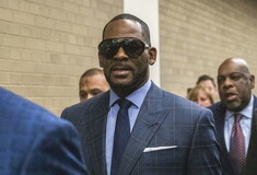 R. Kelly: Ένοχος για σεξουαλική κακοποίηση της 14χρονης βαφτιστήρας του- Παρουσιάστηκε βίντεο που ουρεί πάνω της