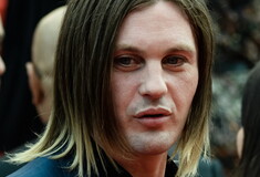 MICHAEL PITT STRAPPED TO GURNEY AND HOSPITALIZED After Outburst In NYC