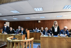 Παπαγγελόπουλος και Τουλουπάκη στο δικαστήριο