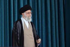 Αλί Χαμενεΐ: ΗΠΑ και Ισράηλ πίσω από τις «εξεγέρσεις» στο Ιράν