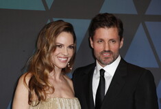 Hilary Swank Is Pregnant, Expecting Twins with Husband Philip Schneider: 'A Total Miracle'