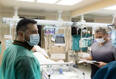 Ζελένσκι: Λεηλασίες νοσοκομείων στη Χερσώνα από τους Ρώσους, θέλουν να γίνει «νεκρή ζώνη»