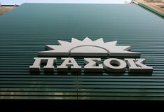 Κολωνός: Το ΠΑΣΟΚ διέγραψε μέλος του που φέρεται να είχε μιλήσει μέσω Blindchat με την 12χρονη