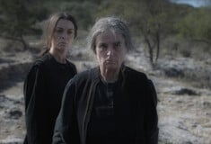 Η Καρυοφυλλιά Καραμπέτη μεταμορφώθηκε για τη νέα της ταινία