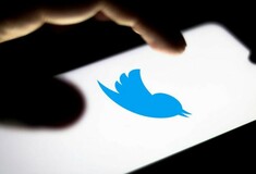 Συγγνώμη, λάθος: Το Twitter ζητά από εργαζόμενους που απέλυσε να επιστρέψουν