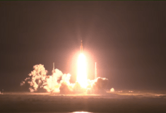 Artemis 1: Εκτοξεύθηκε ο πύραυλος της NASA για τη Σελήνη