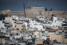 ΣτΕ: Προθεσμία 3 μηνών στον δήμο Αθηναίων για να κατεδαφίσει δύο ορόφους του ξενοδοχείου Coco-Mat στην Ακρόπολη