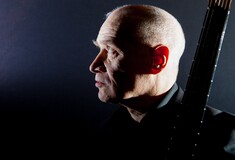 Πέθανε ο Wilko Johnson, κιθαρίστας των Dr.Feelgood και εμβληματική μορφή της βρετανικής πανκ