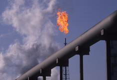 Ρωσία: Ετοιμάζει διάταγμα που θα απαγορεύει την πώληση πετρελαίου σε όσους υιοθετήσουν το πλαφόν