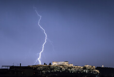 Κακοκαιρία Ariel: Καταιγίδες, κεραυνοί και θυελλώδεις άνεμοι- Έκτακτο δελτίο επικίνδυνων καιρικών φαινομένων