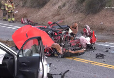 Καλιφόρνια: Ferrari κόπηκε στα δύο μετά από σφοδρή σύγκρουση τριών οχημάτων