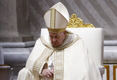 Ο πάπας Φραγκίσκος αποχαιρετά τον Βενέδικτο: «Ευγενής, δώρο για την Εκκλησία και τον κόσμο»