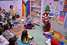 Παραμύθια από drag queens και ιστορίες για αγρίους